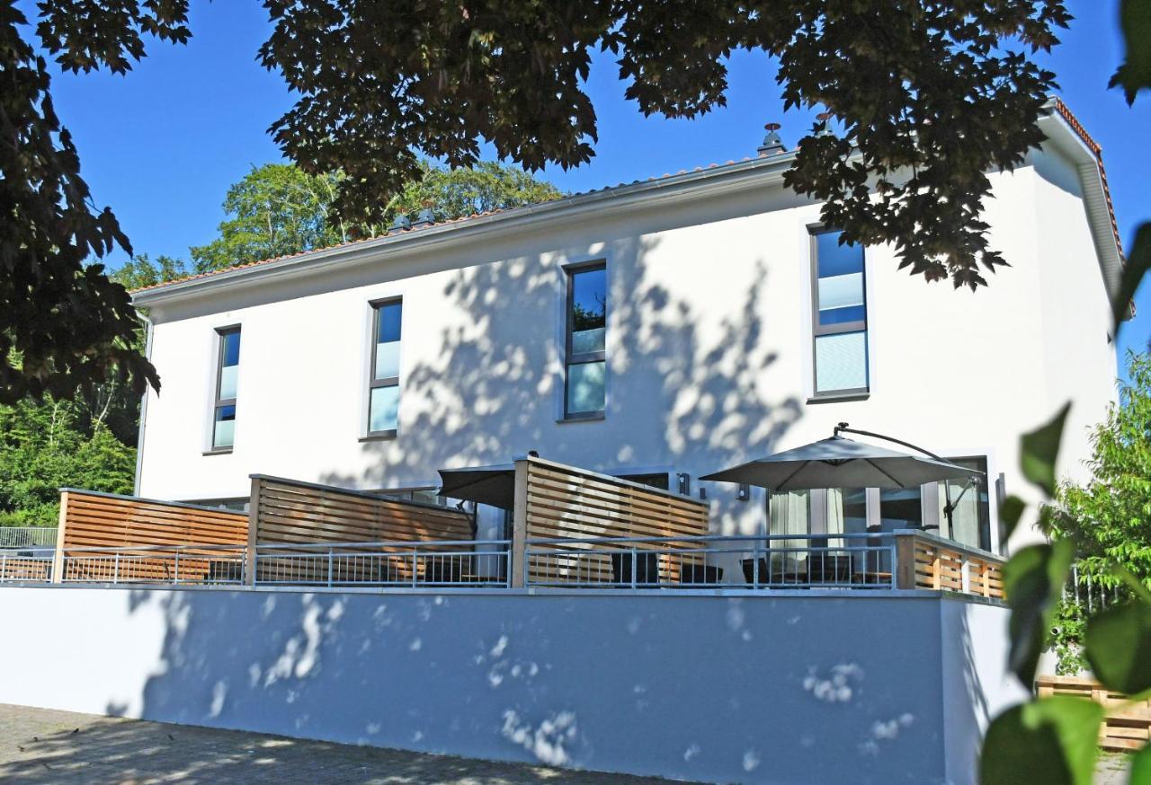 Schoene Ferienwohnungen Mit Kamin Im Ostseebad Sellin المظهر الخارجي الصورة