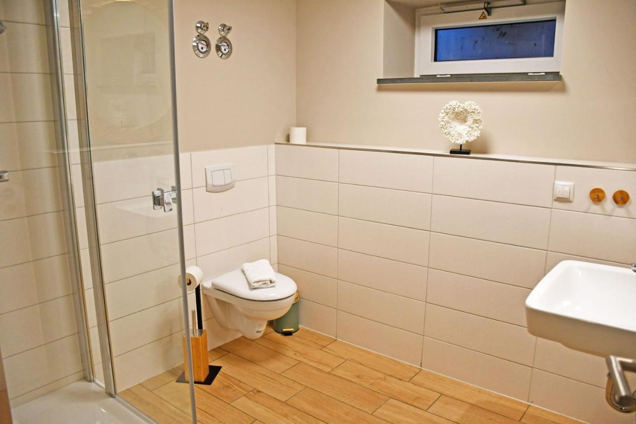 Schoene Ferienwohnungen Mit Kamin Im Ostseebad Sellin المظهر الخارجي الصورة
