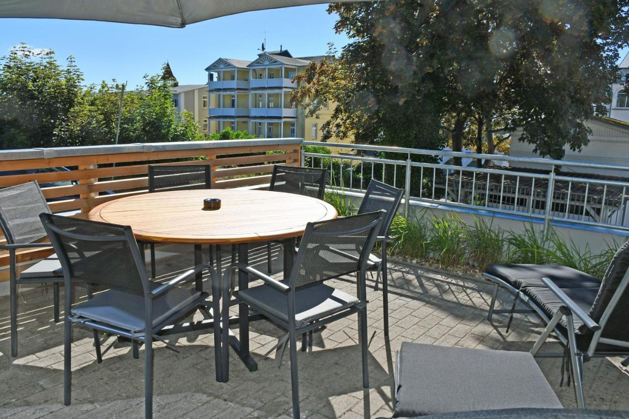 Schoene Ferienwohnungen Mit Kamin Im Ostseebad Sellin المظهر الخارجي الصورة