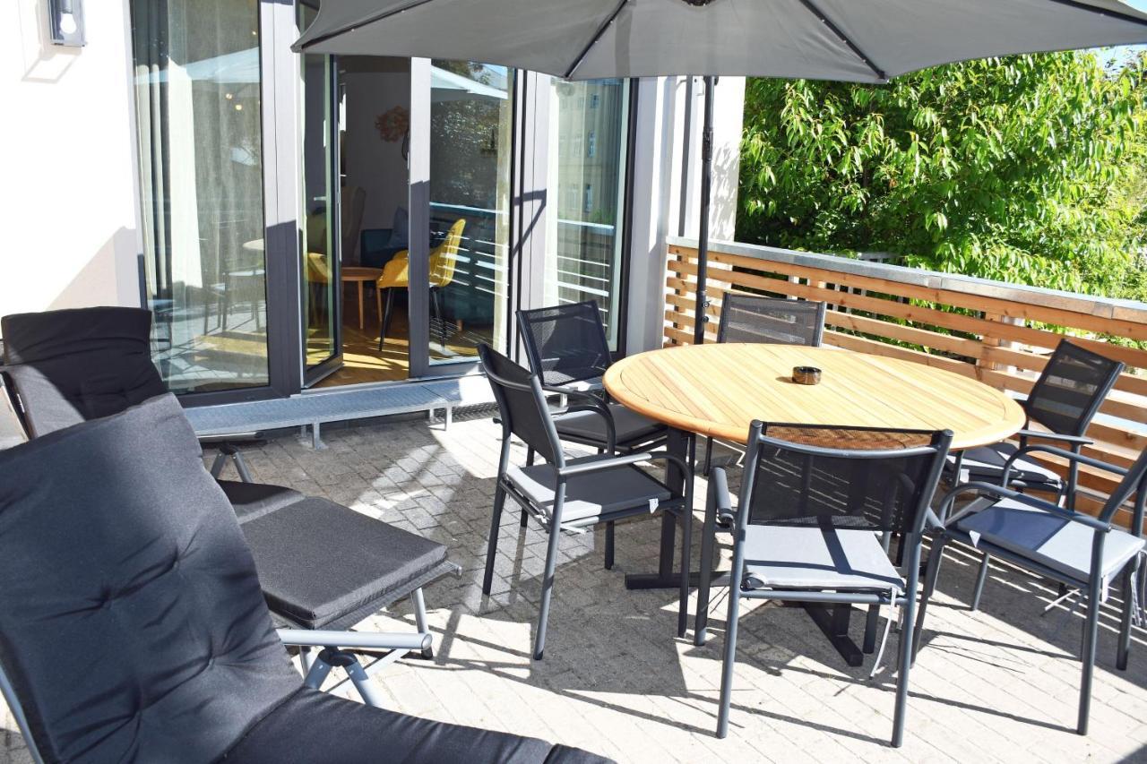 Schoene Ferienwohnungen Mit Kamin Im Ostseebad Sellin المظهر الخارجي الصورة